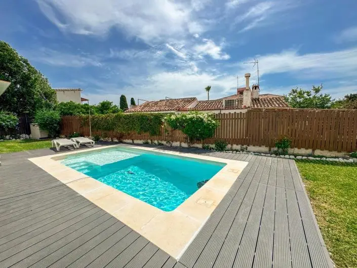 Villa en venta Malaga 4 dormitorios piscina privada