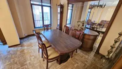 Piso en Venta en Avilés Centro 3 Dormitorios Garaje