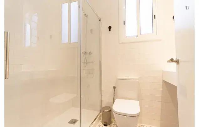 Apartamento 3 Dormitorios Barcelona Alquiler 3-24 Meses