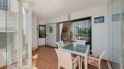 Apartamento en Pueblo El Jardin con Terraza y Piscina