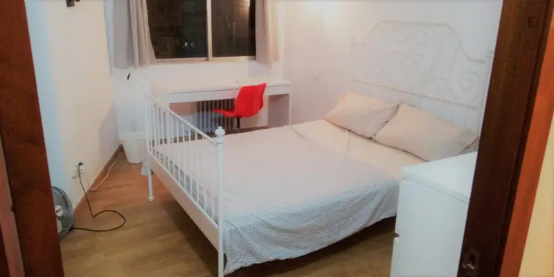 Habitacion Doble Piso 4 Habitaciones Mayores 25 Anos