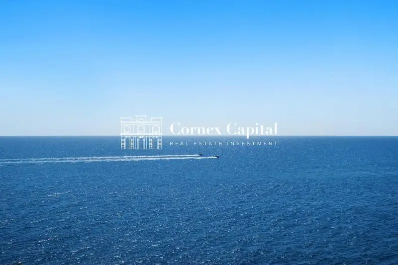 Chalet en Venta en Tamariu con Vistas al Mar y Acceso Directo
