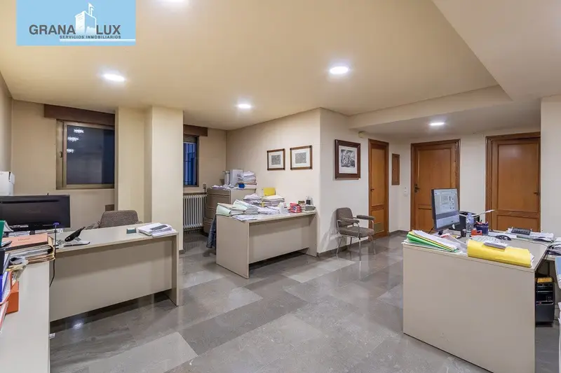 Venta Local comercial en Plaza de Gracia Granada