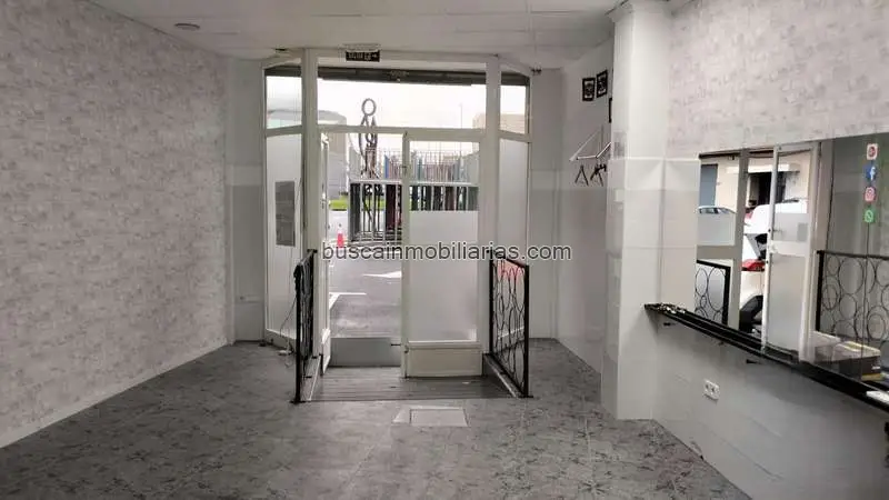 Local Comercial en Venta Almassera 80m2 Esquinero