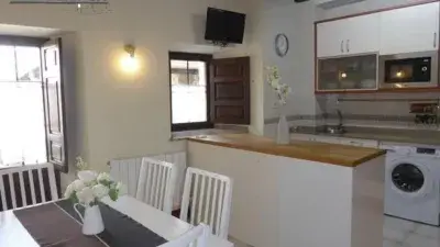 Dúplex Reformado en Artziniega Cerca de la Iglesia