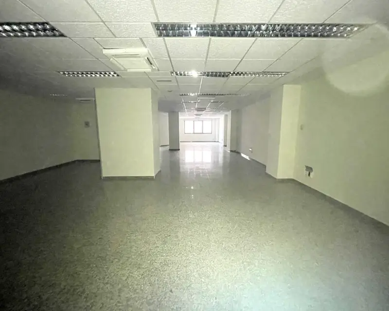 Local en venta en Barcelona 697m2