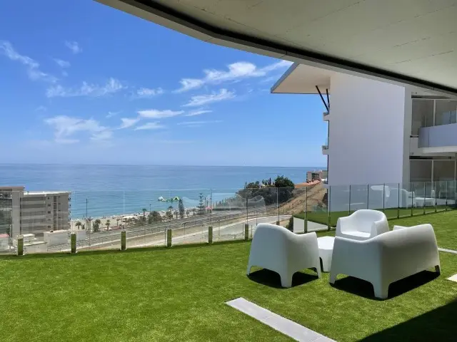 Piso de 2 Dormitorios en venta Carvajal, España