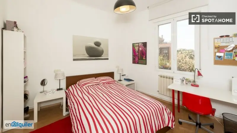 Piso compartido Latina 6 dormitorios 2 baños