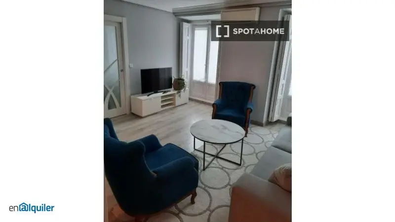 Apartamento 3 Dormitorios Alquiler Chueca