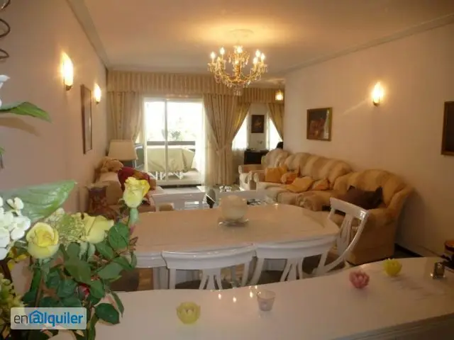 Apartamento en Puerto Banús 3 dormitorios 2 baños