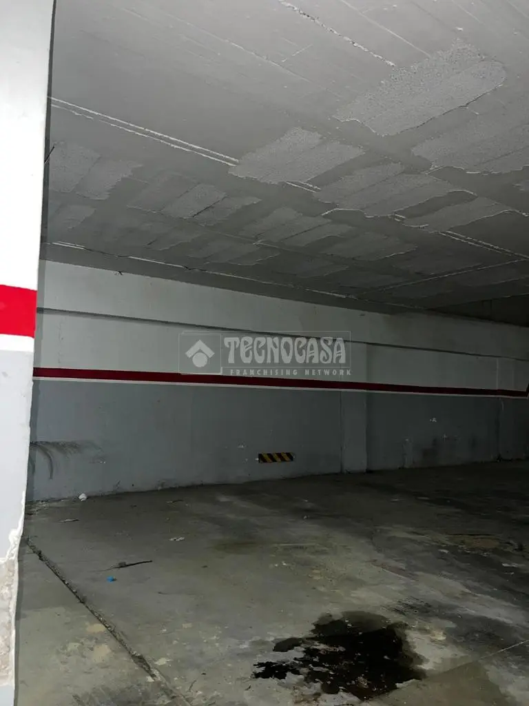 Plaza de Garaje en Venta Linares 2007 25x4m