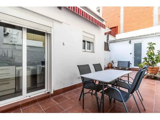 Casa en Venta Creu Alta Sabadell 3 Dormitorios Patio 40m2