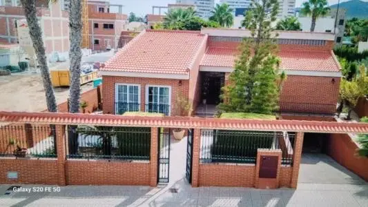 Chalet de Lujo en Venta en Playa Honda Cartagena