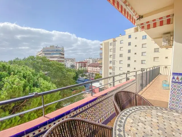 Apartamento en Marbella 2 Dormitorios Cerca Playa y Puerto