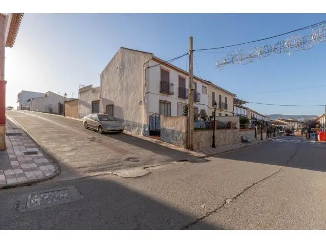 Casa en Venta en Cozvíjar: Tu Hogar en la Naturaleza