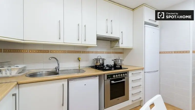 Apartamento 6 dormitorios 1 ba
																		
																		
																		
																		
																		
																		
																		
																		
																		
																		
																		
																		
																		
																		
																		
																		
																		
																		
																		
																		
																		Madrid Alquiler