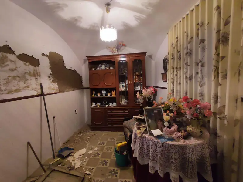 Casa Adosada en Arroyo de la Luz: Dos Plantas, 88m²