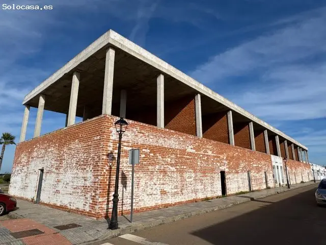 Local Comercial en Valde La Calzada
