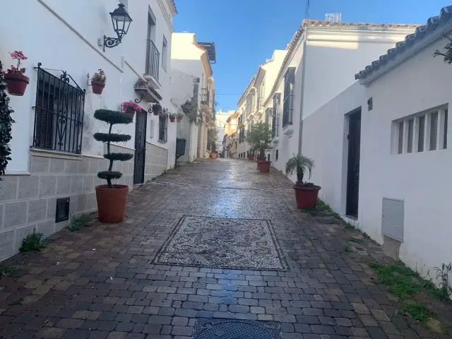 Adosado 5 Dormitorios Estepona  Inversion Excelente