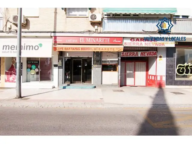 Cafe Bar en Venta Frente Parque Garcia Lorca