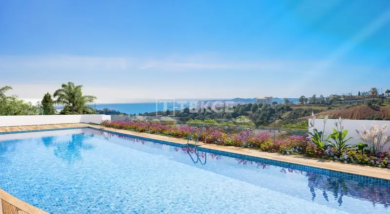 Apartamentos de Lujo con Vistas al Mar en Fuengirola