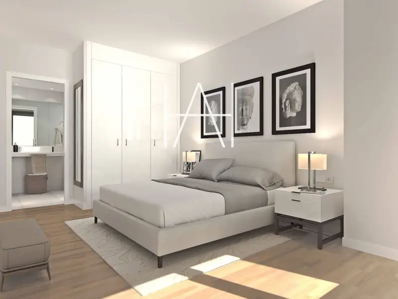 Piso en venta en Badalona con 4 habitaciones y terraza