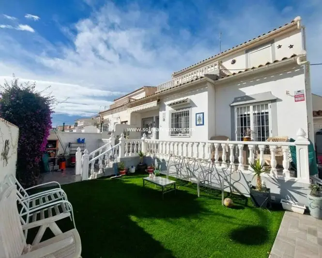 Bungalow en La Florida 3 Dormitorios Jardin Apartamento