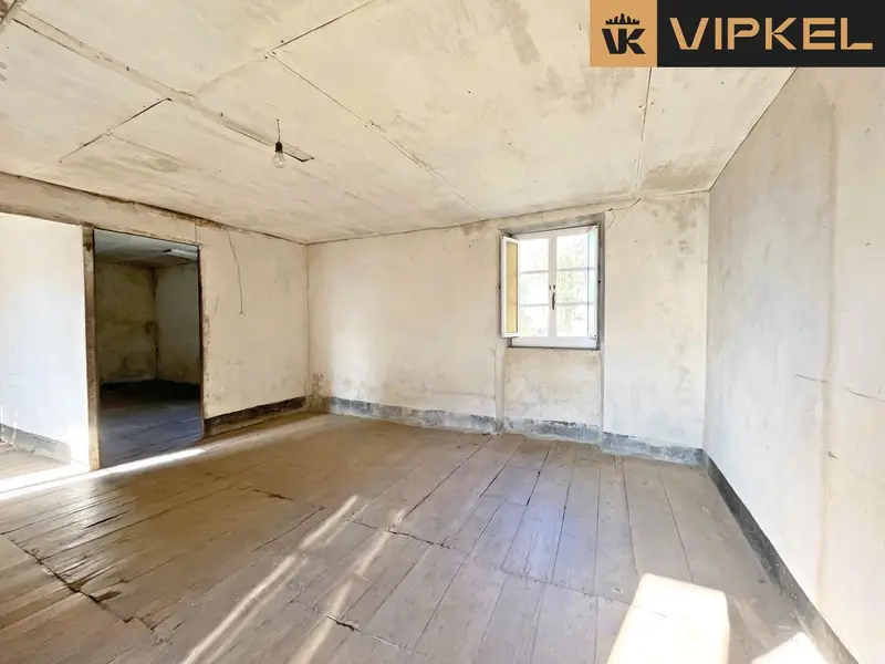 Casa para reformar en Bandoxa Oza Cesuras