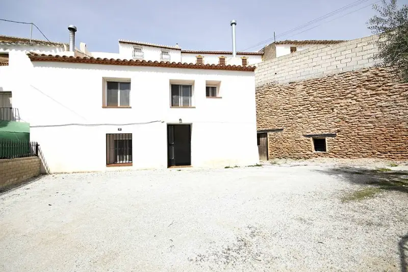 Casa Cueva en Benamaurel Centro 600m2 2 Baños
