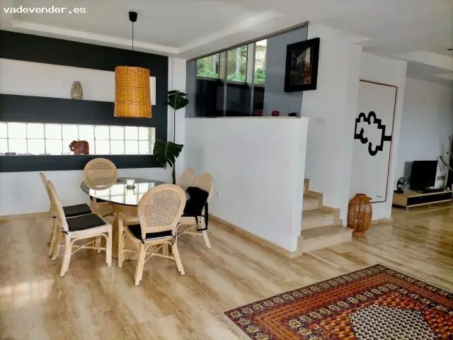 Chalet en Finestrat con Piscina Privada y Gran Jardin