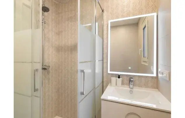 Alquiler de Habitaciones en Piso Amueblado Barcelona