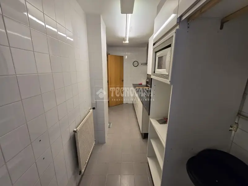 Piso en venta en Latina 3 dormitorios 2 baños cerca transporte