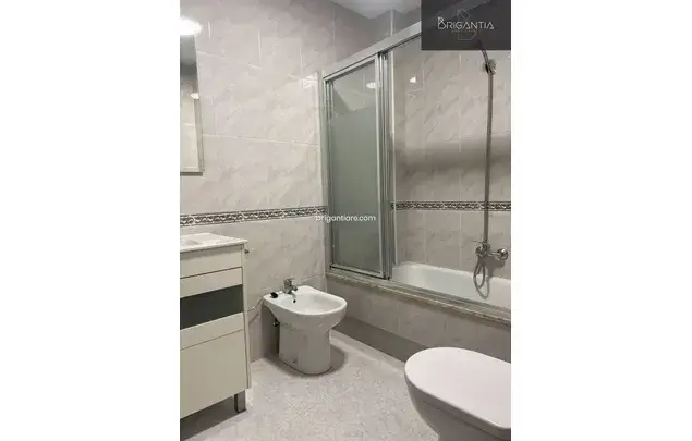 Alquiler Apartamento 2 Dormitorios 93m² Arteixo