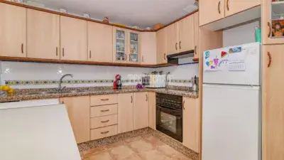 Casa Adosada en Venta Loja 3 Dormitorios 2 Baños