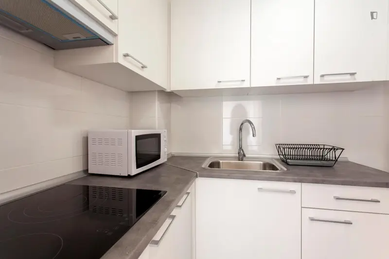 Habitacion Doble en Piso de 4 Dormitorios Valencia