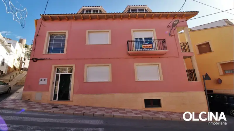 Venta Adosado con terraza en Plaça Carreter, Castalla - Ref: 001