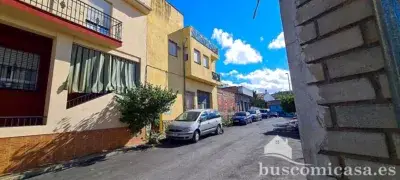 Chalet en venta en Calle del Maestro Turina