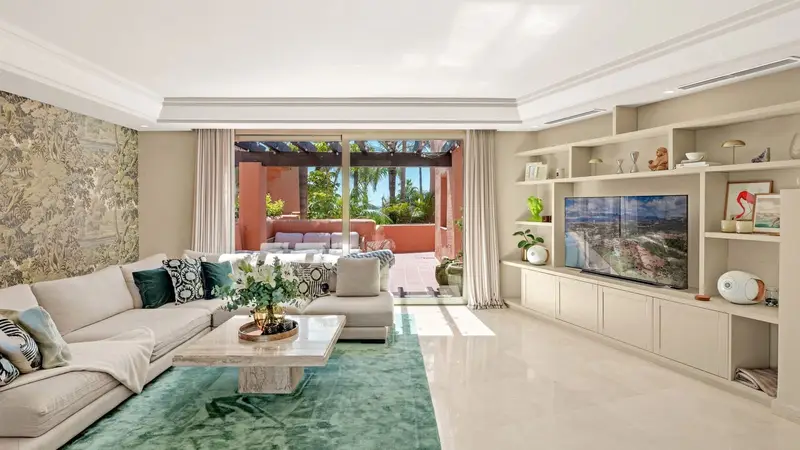 Atico Duplex en Marbella con Vistas al Mar