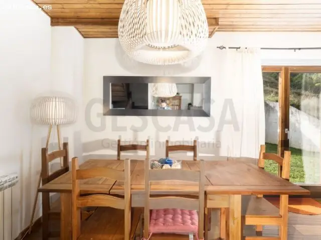 Casa con Jardin en Vielha 5 Dormitorios 3 Banos Parking