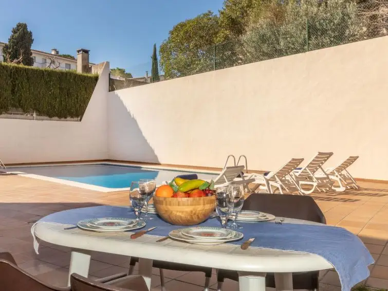 Apartamento 2 Dormitorios L'Escala Alquiler Playa Piscina