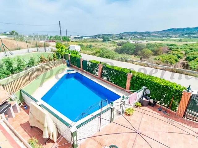 Villa 4 Dormitorios Venta Malaga Cerca Playa