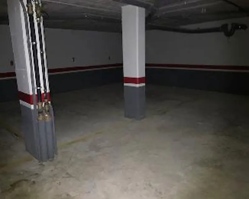 Garaje en Venta en Lleida 32m2