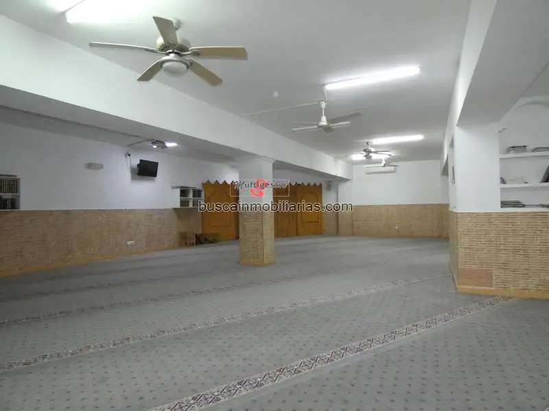 Local Comercial 304m2 Palamós: Trasteros, Almacenaje, Gimnasio