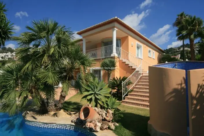 Villa de Lujo 4 Dormitorios Moraira