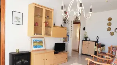 Apartamento en Roquetas de Mar con Terraza y Piscina