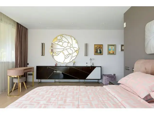 Villa de Lujo en Venta en Alicante con Vistas al Mar