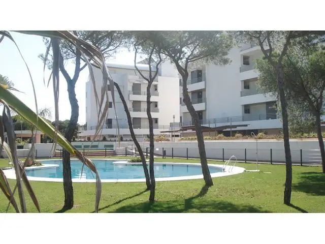 Apartamento en Hoyo 19 Nuevo Portil: 2 Dormitorios, Terraza y Garaje