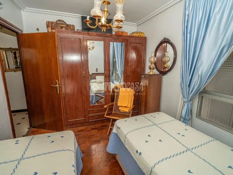 Piso en venta en Linares centro 4 habitaciones 2 baños