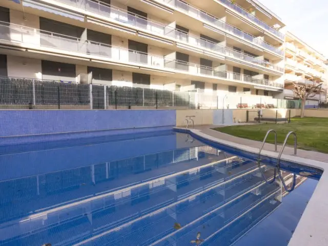 Apartamento 2 Dormitorios Cambrils - Piscina y Parking