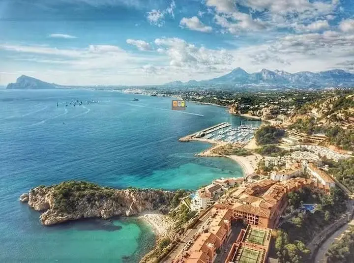 Apartamento en Altea con Acceso Directo a la Playa